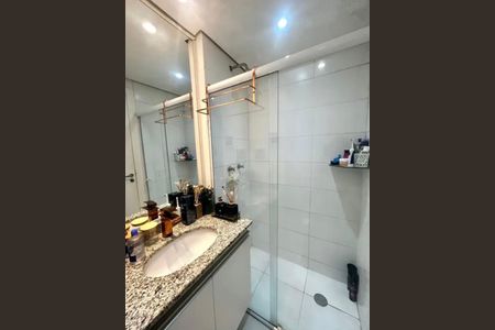 Apartamento à venda com 64m², 3 quartos e 1 vaga