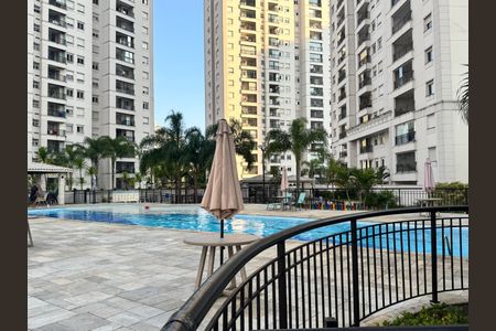 Apartamento à venda com 3 quartos, 64m² em Vila Suzana, São Paulo