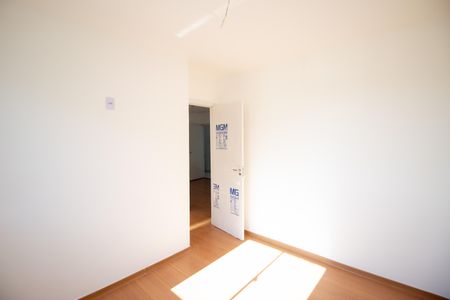 Quarto 2 de apartamento para alugar com 2 quartos, 46m² em Bom Jesus, Contagem