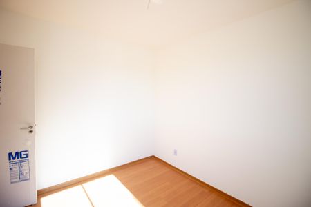 Quarto 2 de apartamento para alugar com 2 quartos, 46m² em Bom Jesus, Contagem
