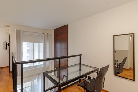 Apartamento para alugar com 77m², 1 quarto e 1 vagaCorredor