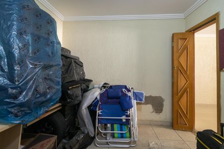 Casa à venda com 270m², 4 quartos e 5 vagasQuarto de serviço