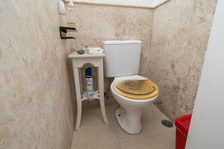 Casa à venda com 270m², 4 quartos e 5 vagasLavabo