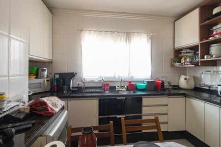 Casa à venda com 270m², 4 quartos e 5 vagasCozinha