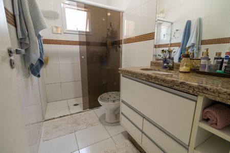Casa à venda com 270m², 4 quartos e 5 vagasBanheiro Social