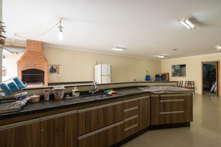 Casa à venda com 270m², 4 quartos e 5 vagasSalão de Festas/Churrasqueira