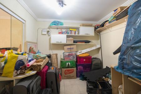 Casa à venda com 270m², 4 quartos e 5 vagasQuarto de serviço