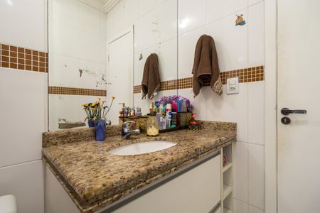 Casa à venda com 270m², 4 quartos e 5 vagasBanheiro Social