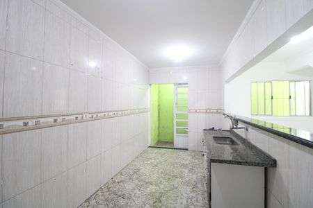 Cozinha de casa para alugar com 2 quartos, 150m² em Parque Brasil, São Paulo