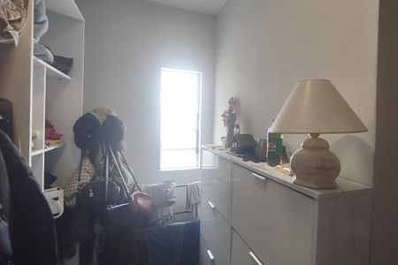 Casa à venda com 130m², 3 quartos e 6 vagas Casa à venda com 130m², 3 quartos e 6 vagasQuarto 1