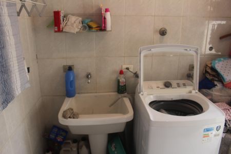 Casa à venda com 130m², 3 quartos e 6 vagasÁrea de Serviço