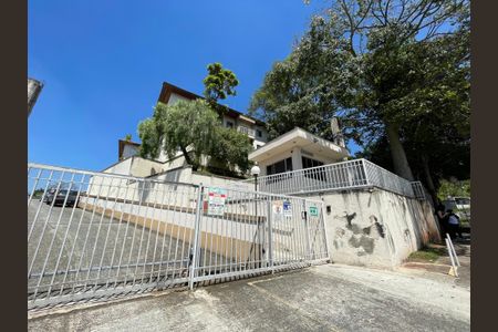 Apartamento para alugar com 55m², 2 quartos e 1 vagaFachada