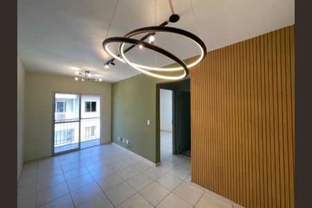 Apartamento para alugar com 55m², 2 quartos e 1 vagaSala