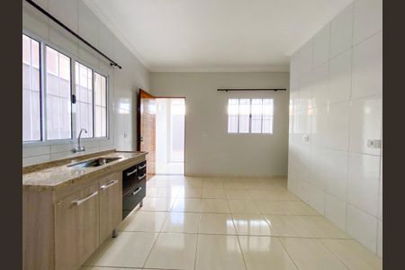 Studio para alugar com 80m², 1 quarto e sem vaga Studio para alugar com 80m², 1 quarto e sem vagaSala/Cozinha