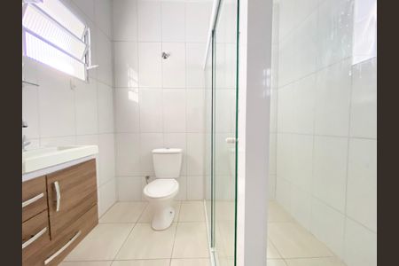 Banheiro de kitnet/studio para alugar com 1 quarto, 80m² em Jardim Florida, Barueri
