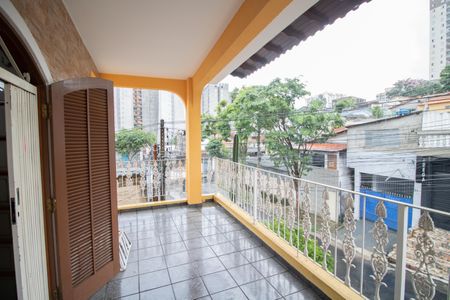 VARANDA DO QUARTO 1 de casa para alugar com 3 quartos, 200m² em Vila Amalia (zona Norte), São Paulo