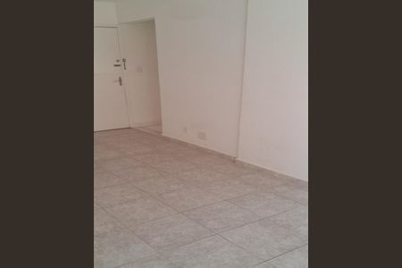 Sala de apartamento para alugar com 1 quarto, 55m² em Engenho da Rainha, Rio de Janeiro