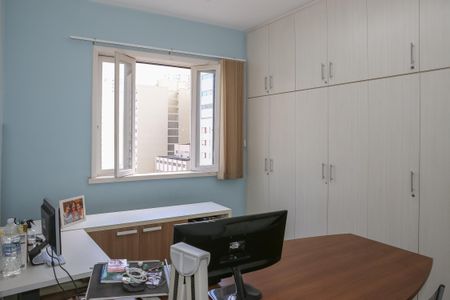 Apartamento à venda com 48m², 1 quarto e sem vagaQuarto