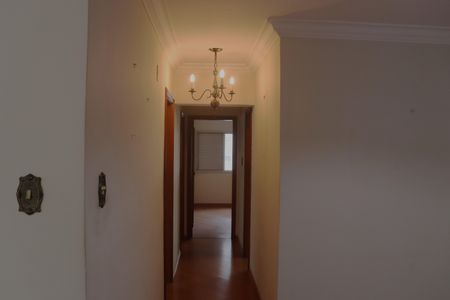 Corredor de apartamento à venda com 3 quartos, 132m² em Jardim Paulista, São Paulo
