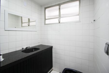 Apartamento para alugar com 85m², 3 quartos e 1 vaga Apartamento para alugar com 85m², 3 quartos e 1 vagaBanheiro 1