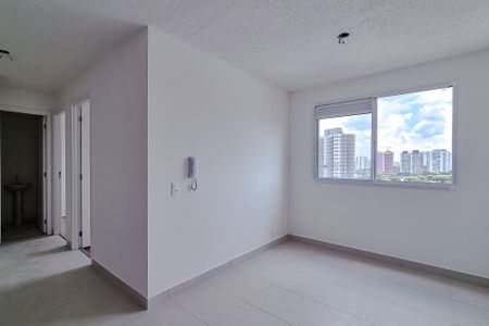 Apartamento para alugar com 33m², 2 quartos e sem vaga Apartamento para alugar com 33m², 2 quartos e sem vagaSala