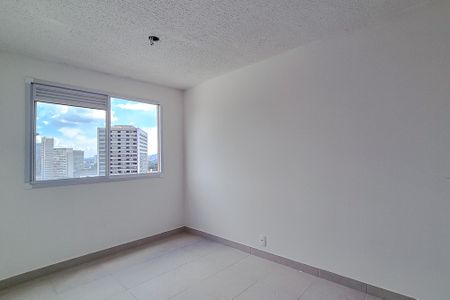 Apartamento para alugar com 33m², 2 quartos e sem vaga Apartamento para alugar com 33m², 2 quartos e sem vagaSala