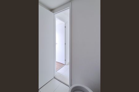 Apartamento para alugar com 33m², 2 quartos e sem vaga Apartamento para alugar com 33m², 2 quartos e sem vagaBanheiro