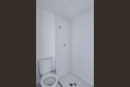 Apartamento para alugar com 33m², 2 quartos e sem vaga Apartamento para alugar com 33m², 2 quartos e sem vagaBanheiro