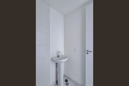 Apartamento para alugar com 33m², 2 quartos e sem vaga Apartamento para alugar com 33m², 2 quartos e sem vagaBanheiro