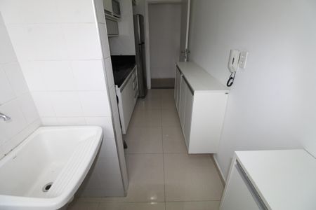 Apartamento para alugar com 77m², 3 quartos e 1 vagaÁrea de Serviço