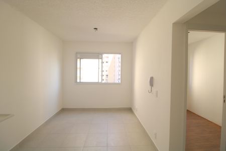 Sala de apartamento para alugar com 2 quartos, 33m² em Socorro, São Paulo