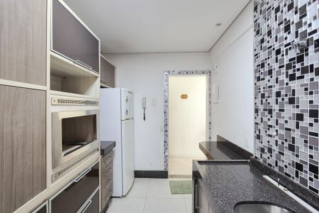Apartamento à venda com 112m², 2 quartos e 1 vagaCozinha 