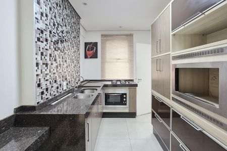 Apartamento à venda com 112m², 2 quartos e 1 vagaCozinha 