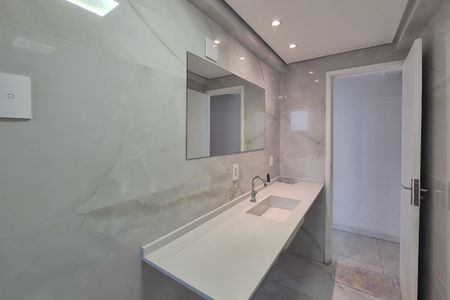 Apartamento à venda com 112m², 2 quartos e 1 vagaBanheiro Social