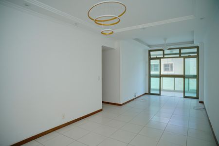Sala de apartamento para alugar com 3 quartos, 110m² em Piratininga, Niterói