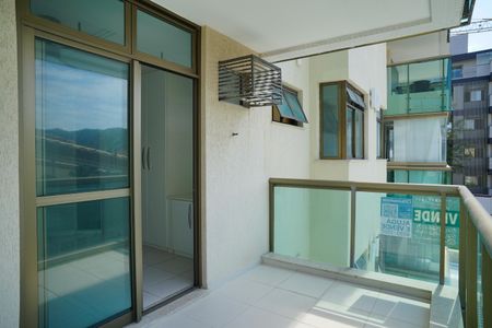 Apartamento para alugar com 110m², 3 quartos e 2 vagasVaranda do quarto 3