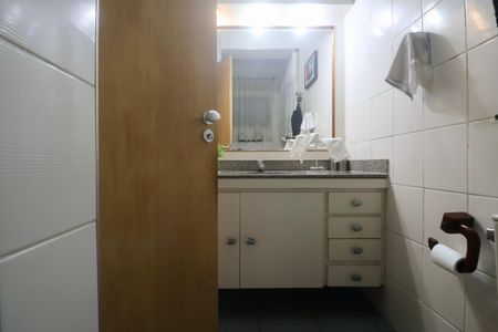 Apartamento para alugar com 210m², 3 quartos e 1 vagaBanheiro Social