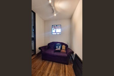 Casa de condomínio à venda com 380m², 3 quartos e 4 vagasEscritório