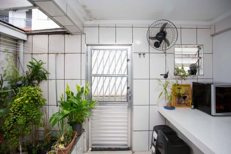 Apartamento à venda com 72m², 2 quartos e 1 vagaÁrea de Serviço