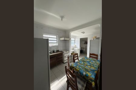 Cozinha de apartamento para alugar com 2 quartos, 97m² em Jardim Enseada, Guarujá