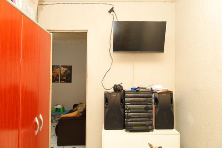 Quarto 1 de casa para alugar com 3 quartos, 85m² em Jardim Helena, São Paulo