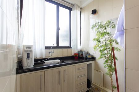 Apartamento à venda com 65m², 2 quartos e 2 vagasCozinha 