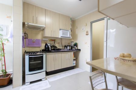 Apartamento à venda com 65m², 2 quartos e 2 vagasCozinha 