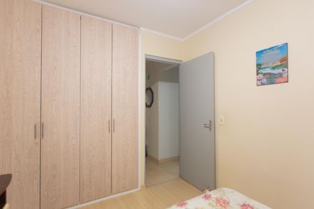Apartamento à venda com 65m², 2 quartos e 2 vagasQuarto 2
