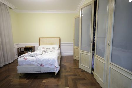 Apartamento para alugar com 278m², 3 quartos e 4 vagasQuarto Suíte 2