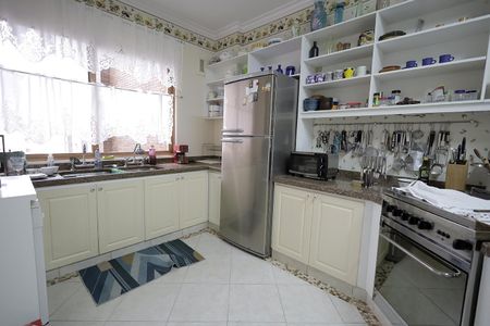 Apartamento para alugar com 278m², 3 quartos e 4 vagasCozinha