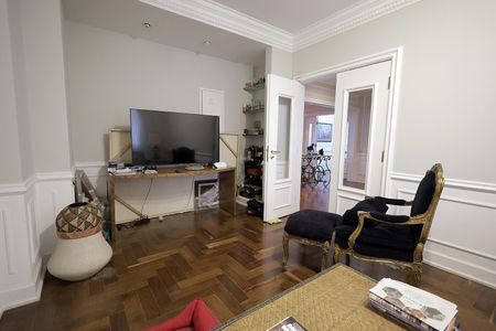 Apartamento para alugar com 278m², 3 quartos e 4 vagasSala de TV