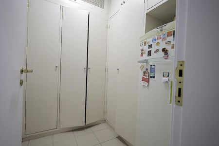 Apartamento para alugar com 278m², 3 quartos e 4 vagasDispensa