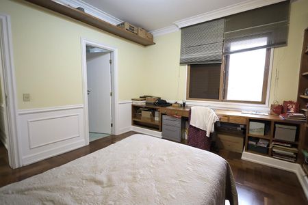 Apartamento para alugar com 278m², 3 quartos e 4 vagasQuarto Suíte 1