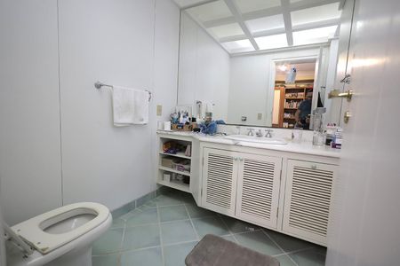 Apartamento para alugar com 278m², 3 quartos e 4 vagasBanheiro Quarto Suíte 1